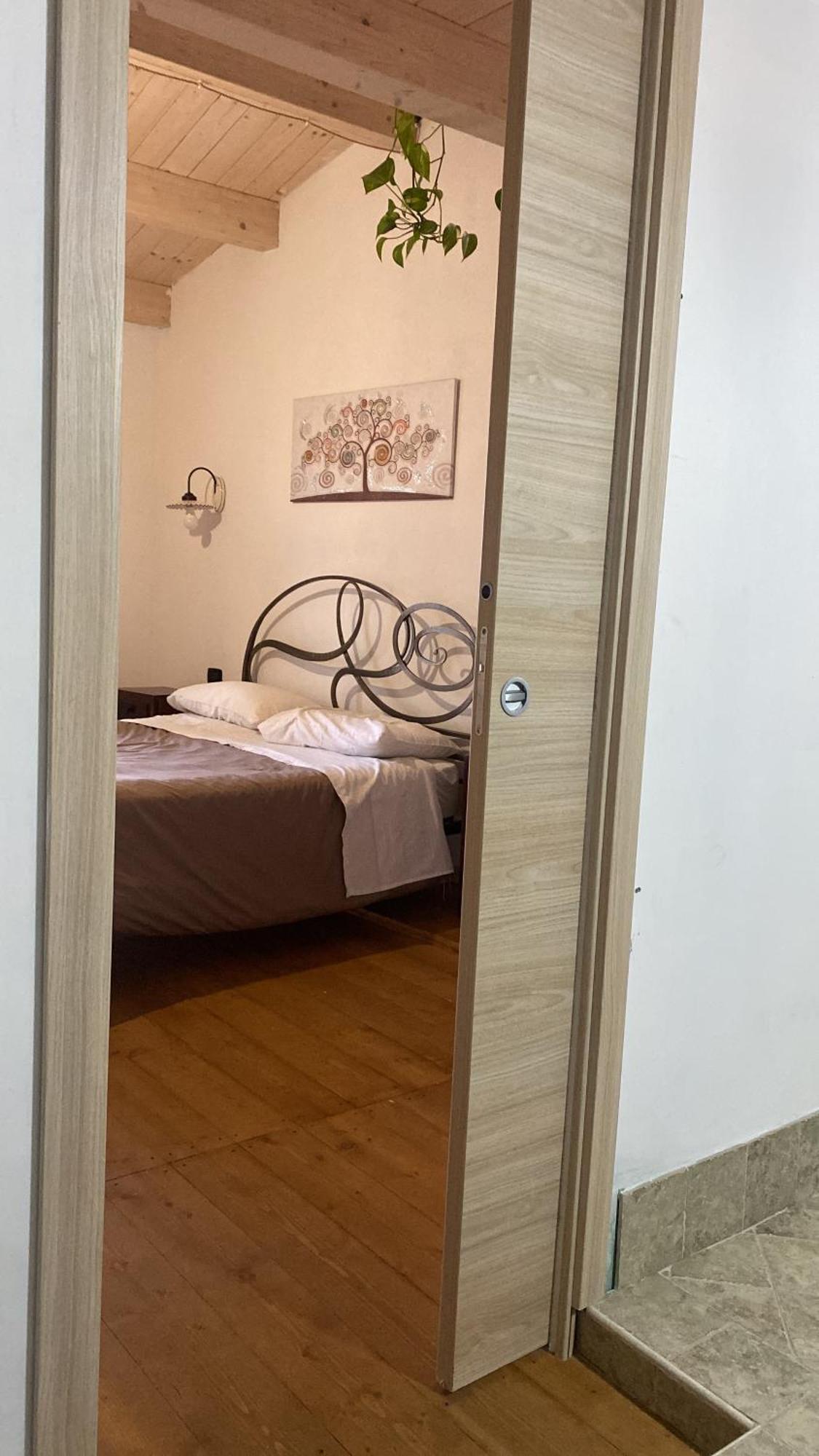 Guest House Tzia Udroni Ossi Esterno foto